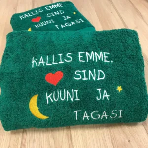 saunalina-tikandiga-sõnum-kallis-ema-emalekingitus-emadepäev-